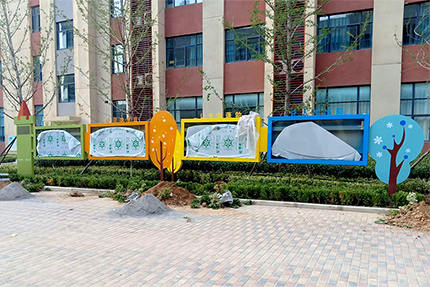 北京小學校園宣傳欄安裝完成